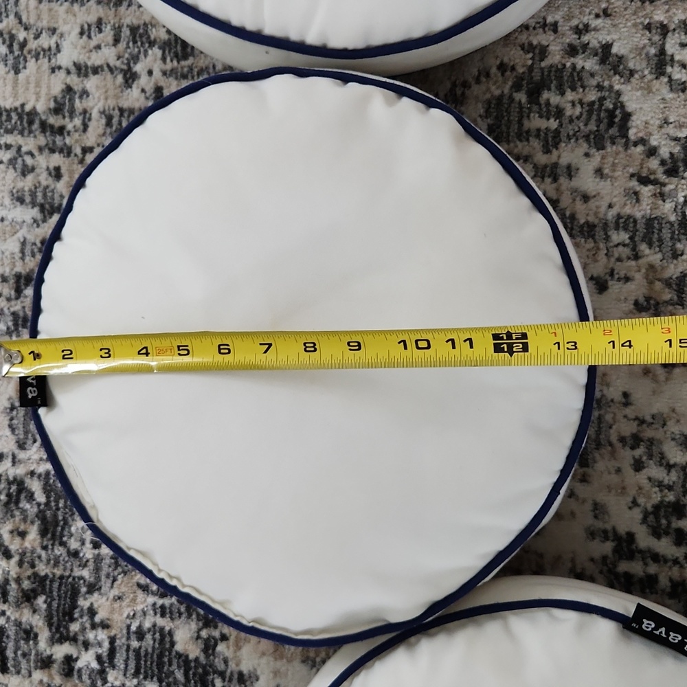 Coastal Boucle Applique Pillows Round Set of 3 - Picture 10 of 17